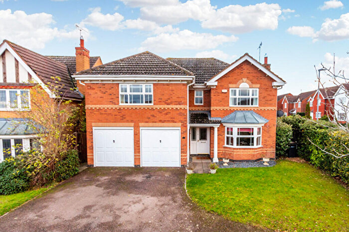 4 Bedroom Detached House For Sale In Meadow Sweet Road, Rushden, NN10