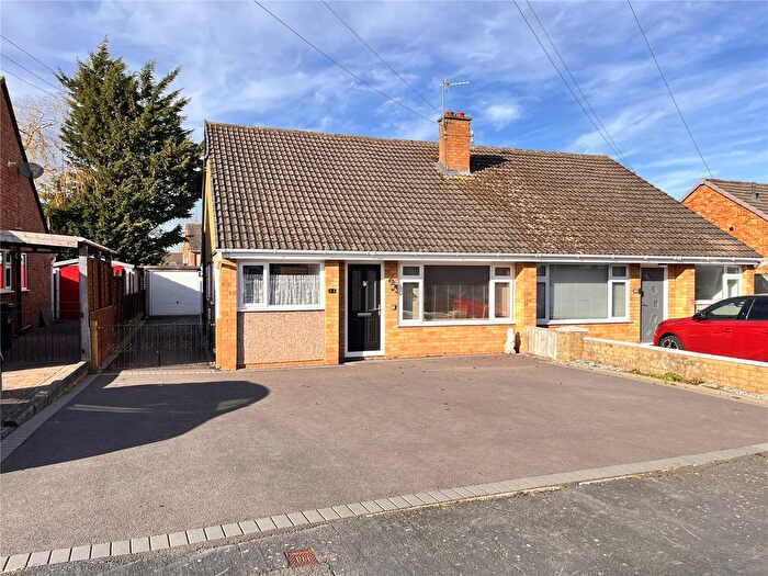 3 Bedroom Bungalow For Sale In Highfields, Shrewsbury, Shropshire, SY2