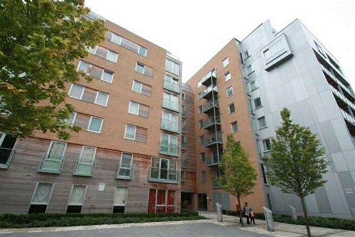 2 Bedroom Apartment To Rent In Telephone House, High Street, SO14