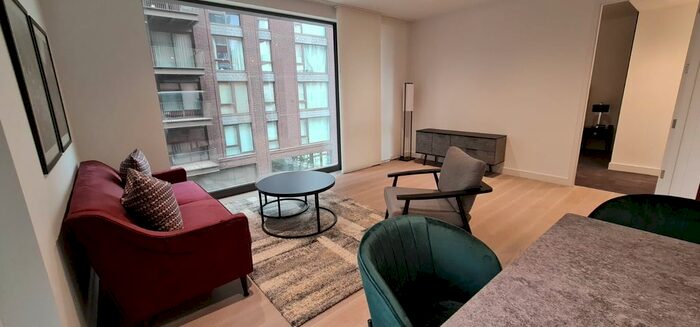 2 Bedroom Flat To Rent In Embassy Gardens, Nine Elms, SW11