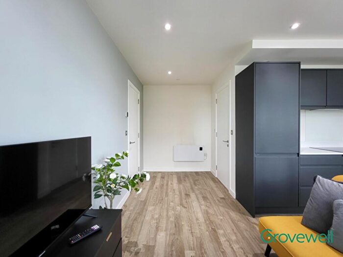 1 Bedroom Apartment To Rent In Paragon House, Seymour Grove, Manchester, M16