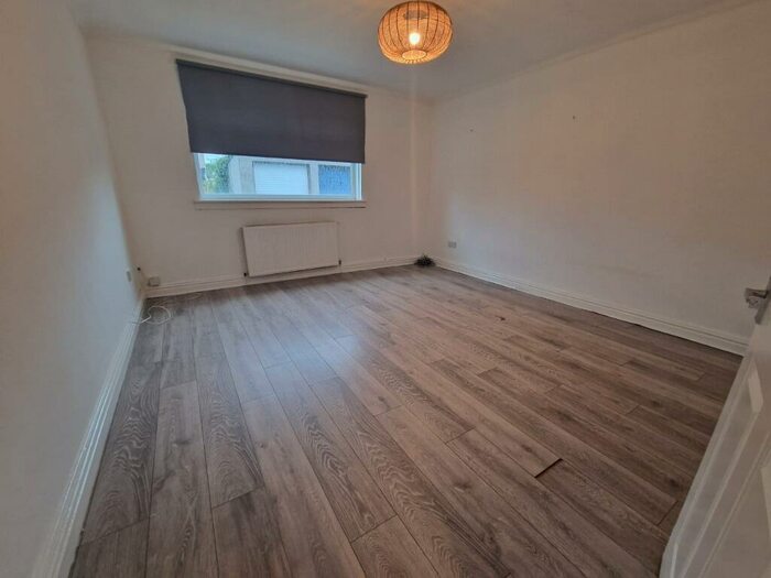 1 Bedroom Flat To Rent In Low Waters Road, Hamilton, ML3