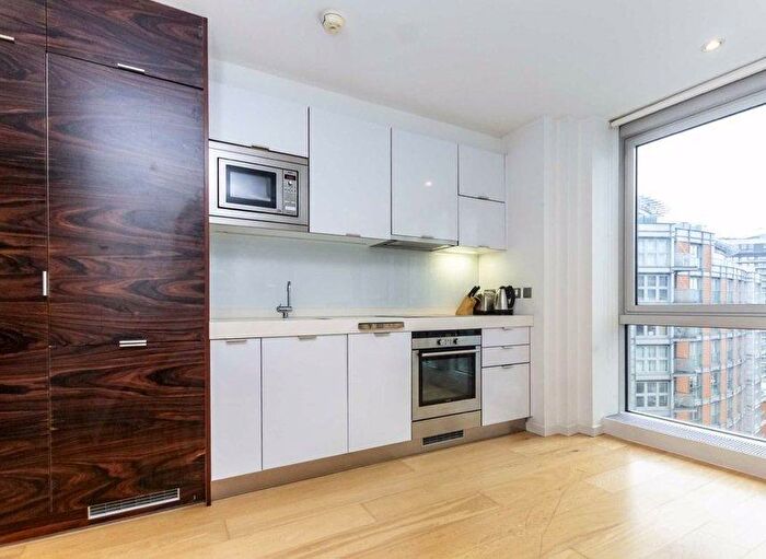 Studio To Rent In Ontario Tower, Fairmount Avenue, Blackwall, Canary Wharf, London, E14