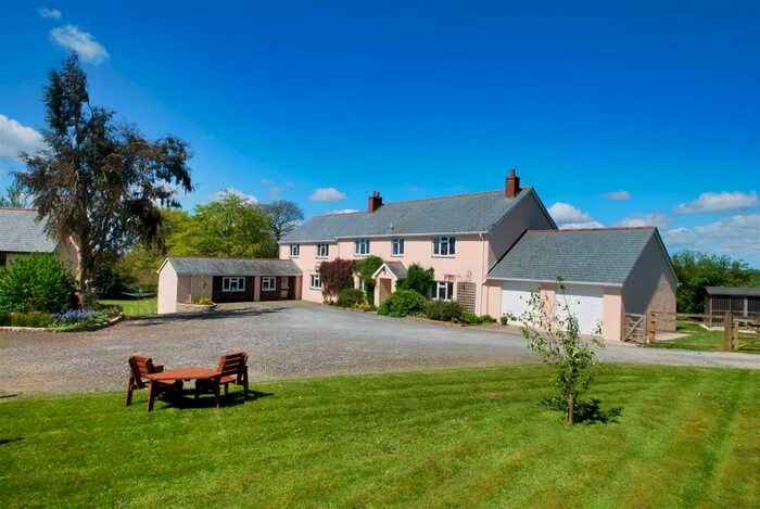 5 Bedroom Country House For Sale In Winkleigh, Devon, EX19