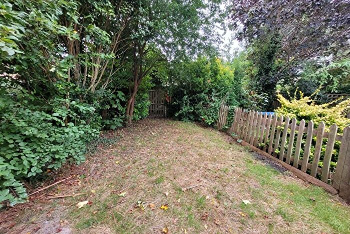 2 Bedroom Cottage To Rent In Dekker Road, Dulwich Village, London, SE21