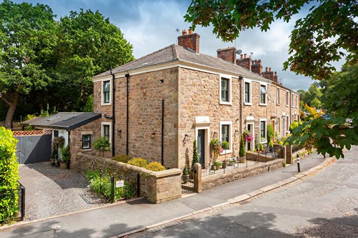 2 Bedroom Cottage For Sale In Church Road, Bamber Bridge, PR5