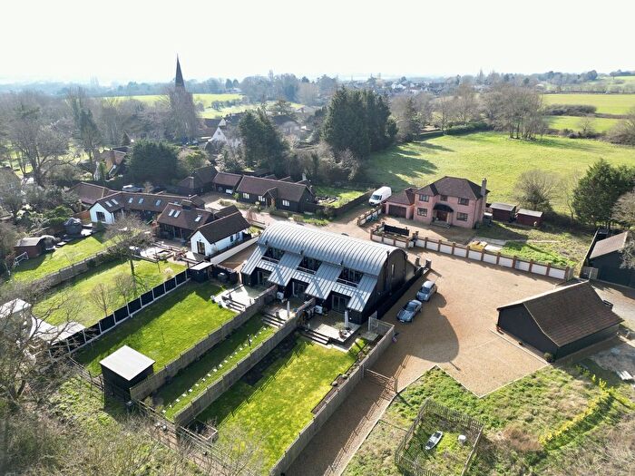 3 Bedroom Terraced House For Sale In Gobions Farm Chase, Billericay, CM11