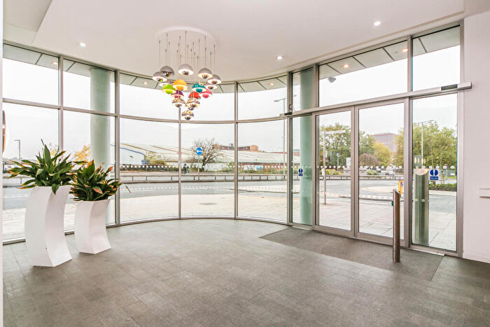 1 Bedroom Flat To Rent In Hunsaker, Alfred Street, Reading, RG1