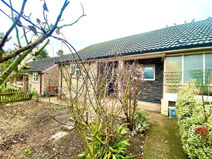 2 Bedroom Semi Detached Bungalow For Sale In Gregory Avenue, Potters Bar, EN6