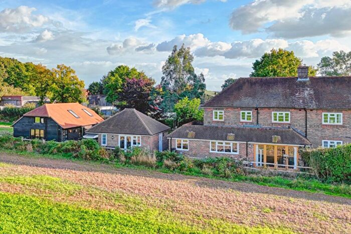 5 Bedroom Semi-Detached House For Sale In Mill Lane, Hellingly, BN27