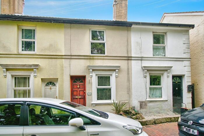 2 Bedroom Terraced House For Sale In Tunnel Road, Tunbridge Wells, TN1