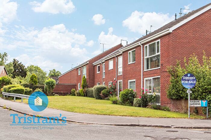 2 Bedroom Flat For Sale In Raibank Gardens, Woodthorpe, NG5