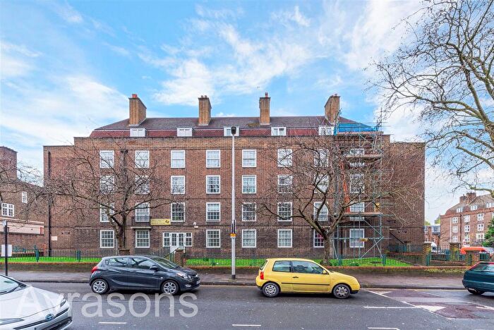 2 Bedroom Flat To Rent In Union Grove, Stockwell, London, SW8