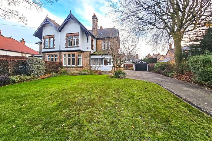 6 Bedroom Semi-Detached House For Sale In Duchy Road, Harrogate, HG1