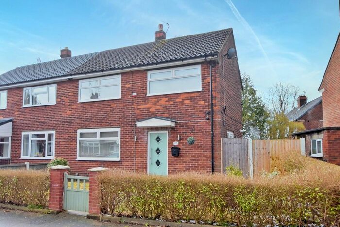 2 Bedroom Semi Detached House For Sale In Burns Avenue, Bury, BL9