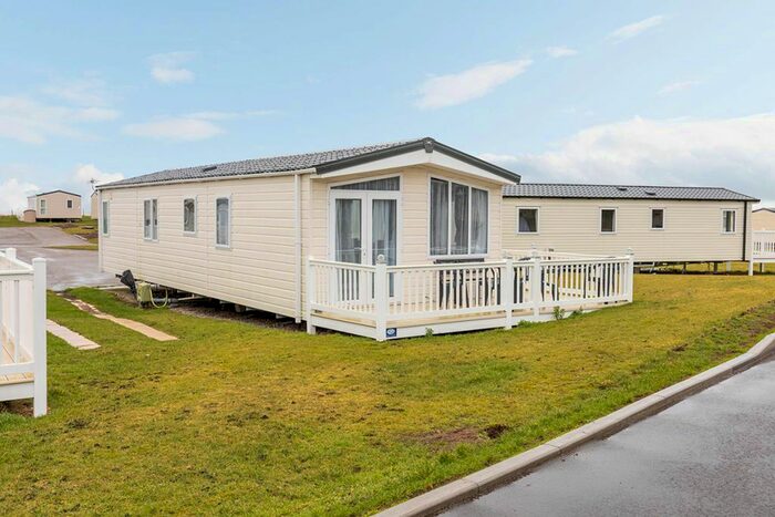 2 Bedroom Lodge For Sale In Embo, Dornoch, Highlands, IV25