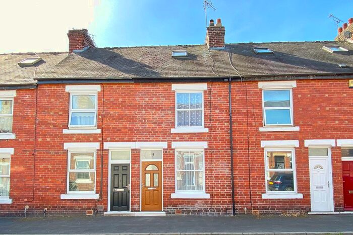 2 Bedroom Terraced House To Rent In South Beech Avenue, Harrogate, HG2