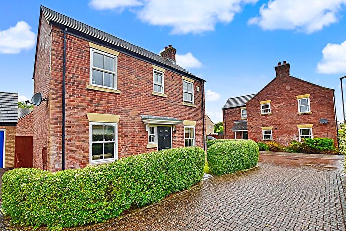 3 Bedroom Detached House For Sale In Alder Place, Alford, LN13