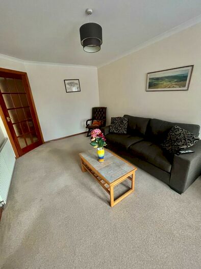 2 Bedroom Flat To Rent In Gairn Mews, Aberdeen, AB10