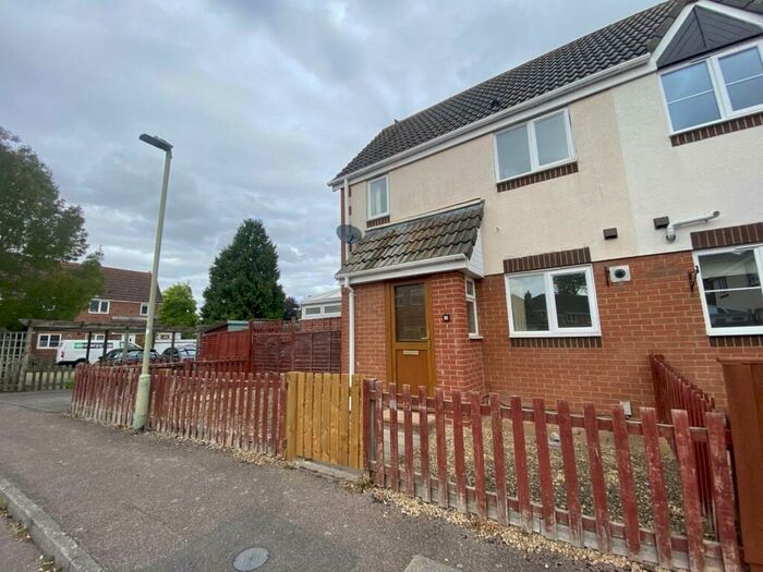 1 Bedroom End Of Terrace House To Rent In Samor Way, Didcot, Oxfordshire, OX11