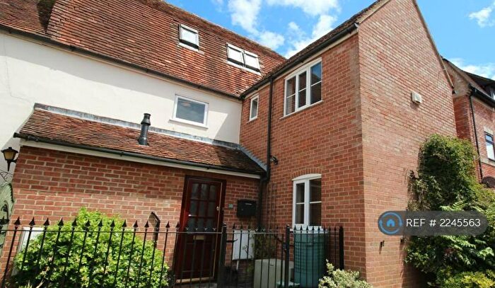 2 Bedroom End Of Terrace House To Rent In Stirlings Road, Wantage, OX12