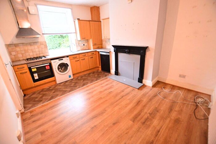 2 Bedroom House To Rent In Church Street, Leeds, LS27