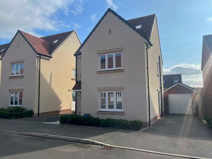 4 Bedroom Detached House To Rent In Sweetapple Close, Tidworth, Wiltshire, SP9