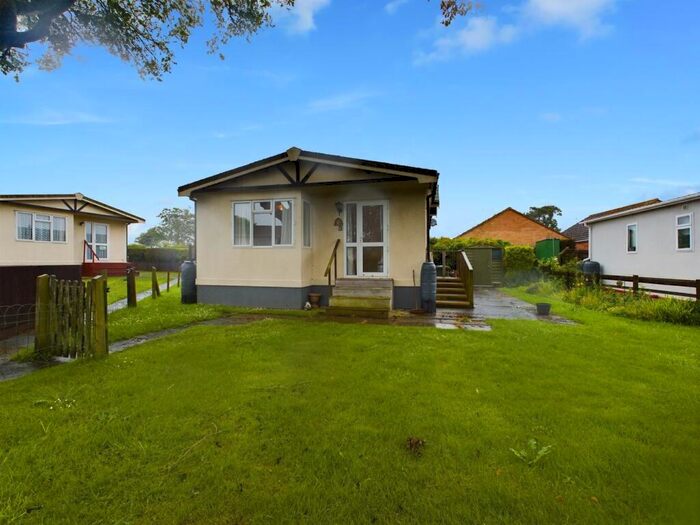 2 Bedroom Park Home For Sale In Orchard Park, Shouldham, King's Lynn, PE33