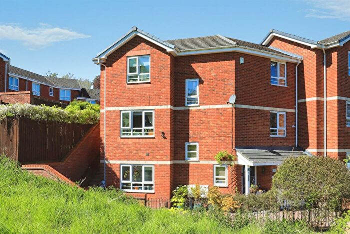 4 Bedroom Semi Detached House For Sale In Bethesda Gardens, Halesowen, B63