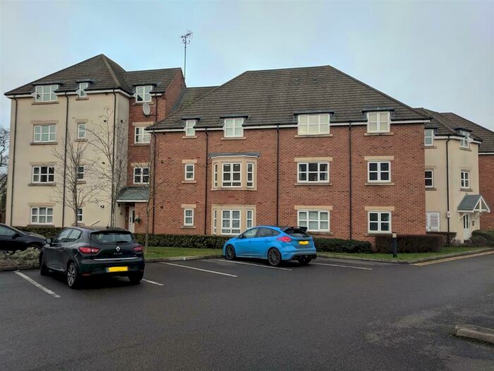 2 Bedroom Apartment To Rent In Middlewood Close, Solihull, B91