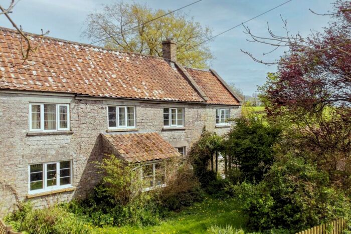 4 Bedroom Semi-Detached House For Sale In Forge Well, Stickleball Hill, East Pennard, BA4
