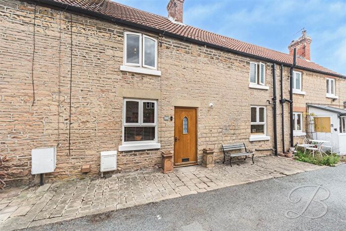 2 Bedroom Terraced House For Sale In High Street, Mansfield Woodhouse, Mansfield, NG19