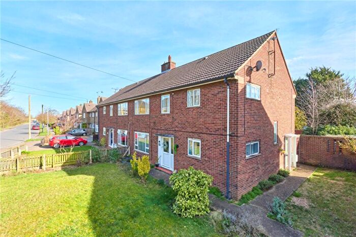 2 Bedroom Maisonette For Sale In Rustat Road, Cambridge, CB1