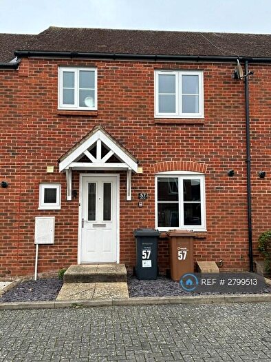 3 Bedroom Semi-Detached House To Rent In Barley Road, Andover, SP11