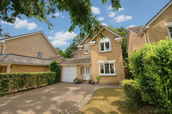 4 Bedroom Detached House To Rent In Paget Close, Camberley, GU15
