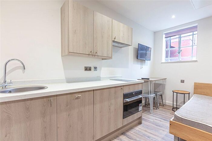 1 Bedroom Studio To Rent In College Green, Bristol, BS1