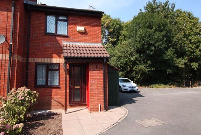 2 Bedroom Terraced House To Rent In Amber Mead, Taunton, TA1