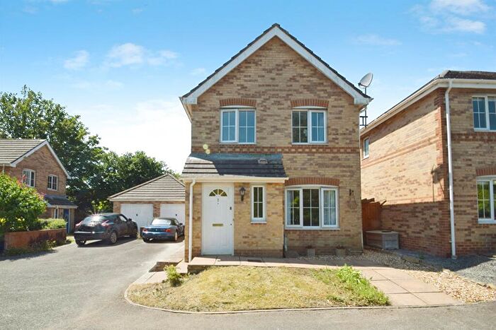 3 Bedroom Detached House For Sale In Hafod Wen, Bridgend, CF31