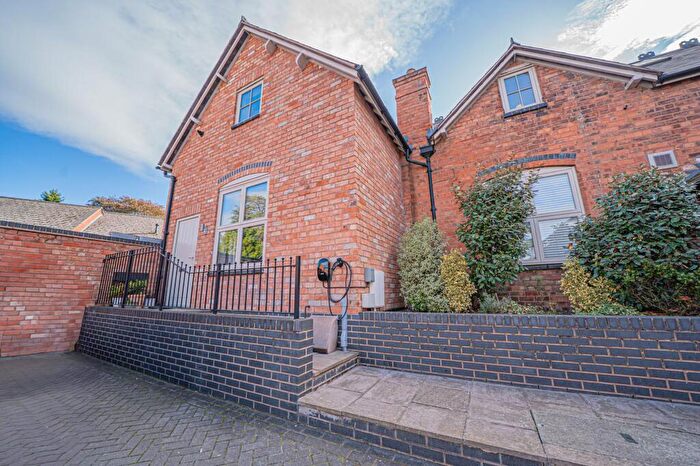 2 Bedroom End Of Terrace House For Sale In Park Mews, Solihull, B91