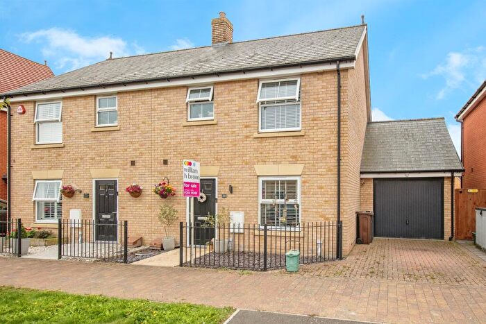 3 Bedroom Semi-Detached House For Sale In Lancaster Approach, Colchester, CO4