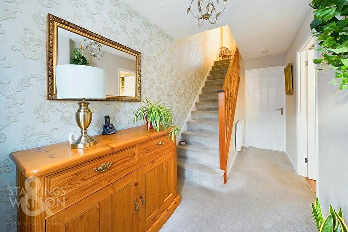 2 Bedroom Semi-Detached House For Sale In Comber Close, Scole, Diss, IP21