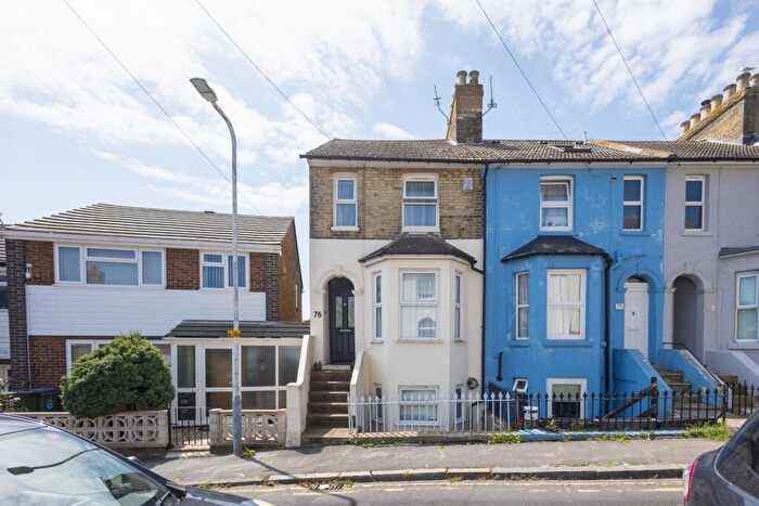 3 Bedroom End Of Terrace House For Sale In St Michaels Street, Folkestone, CT20