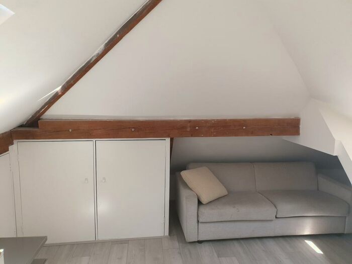 Studio To Rent In Foscote Road, NW4