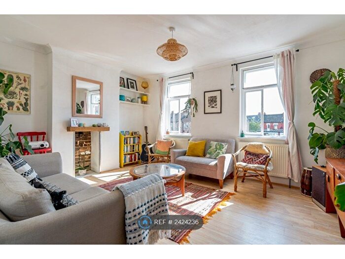 1 Bedroom Flat To Rent In Napier Road, London, SE25