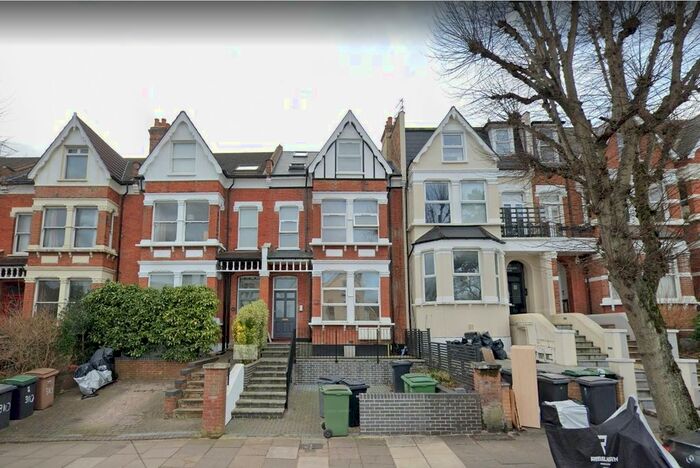 3 Bedroom Flat To Rent In Alexandra Park Road, London, N22
