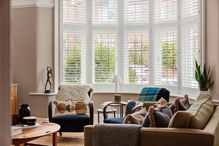 4 Bedroom Terraced House For Sale In Belmont Hill, London, SE13