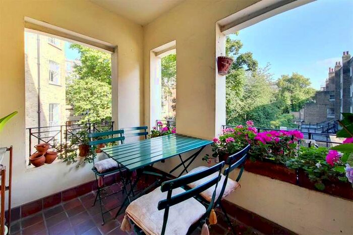 1 Bedroom Apartment To Rent In Russell Square, Bloomsbury, London, WC1B