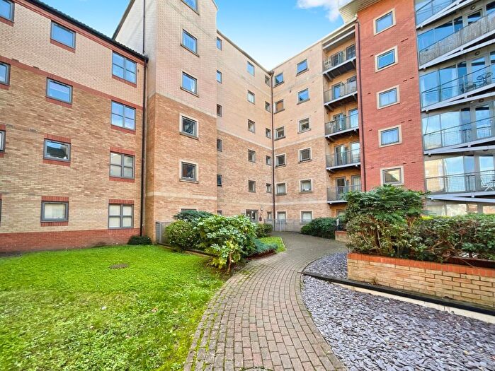 1 Bedroom Apartment For Sale In Kentmere Drive, Lakeside, Doncaster, DN4