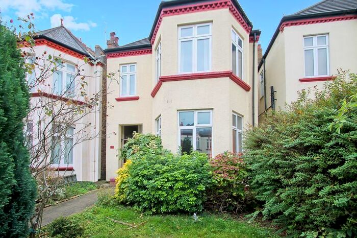 3 Bedroom Flat To Rent In Kenton Avenue, Harrow-On-The-Hill, Harrow, HA1