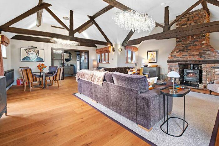 4 Bedroom Barn Conversion For Sale In The Old Stables, Slateley, Tamworth, B78